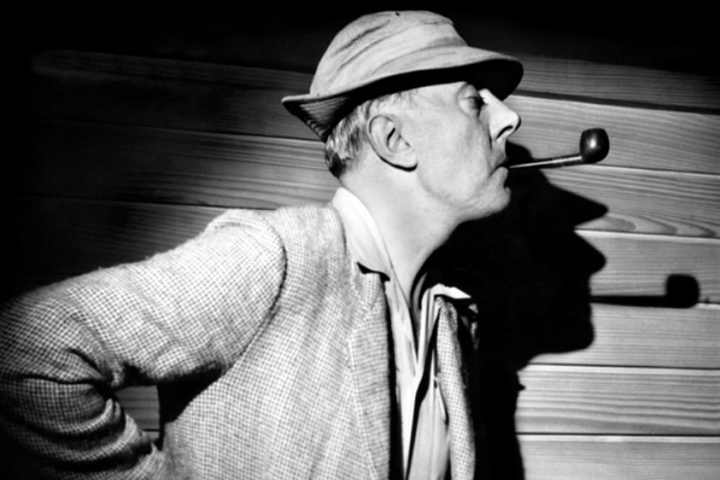 Herec a režisér Jacques Tati.